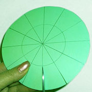 Новогодняя поделка из бумаги
 